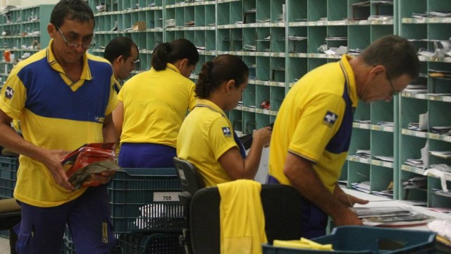 O que faz um Operador de Triagem e Transbordo dos Correios? - EnConcursos