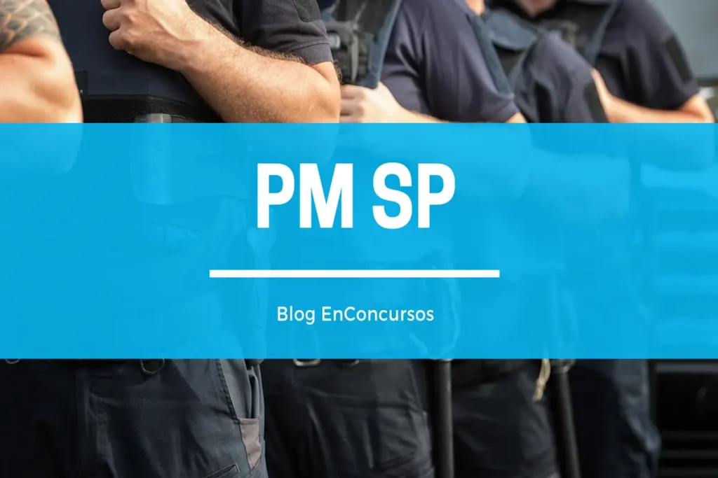 foto de imagem de soldados de farda em fila com texto sobre PM SP