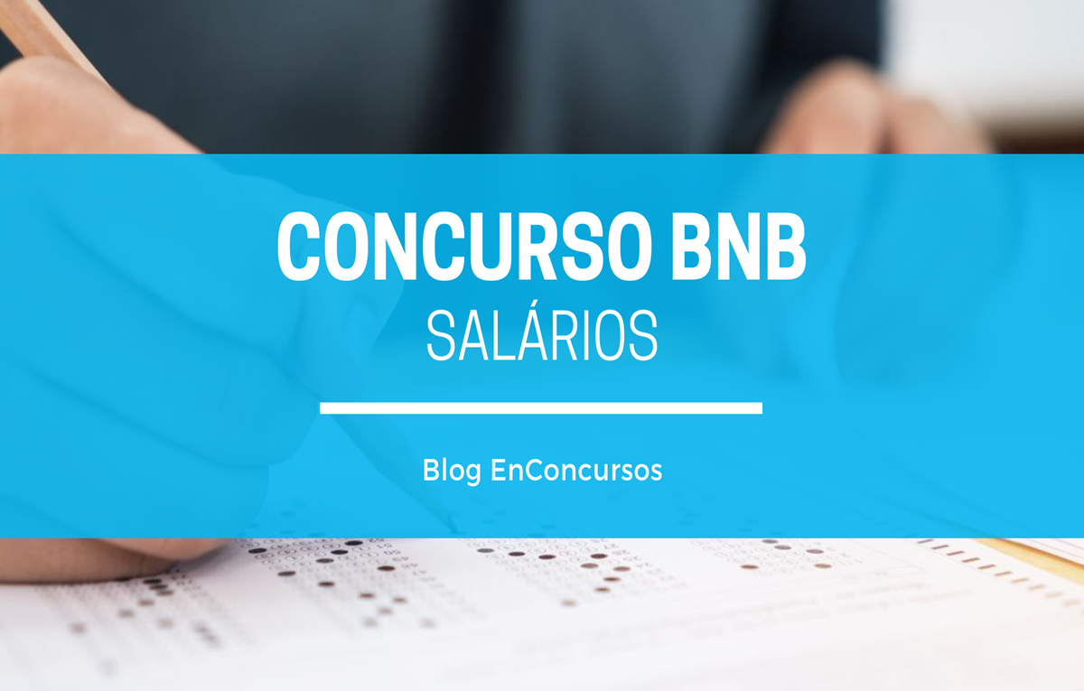 homem-de-camisa-social-sentado-digitando-em-seu-laptop com texto sobre a imagem Concurso BNB salários