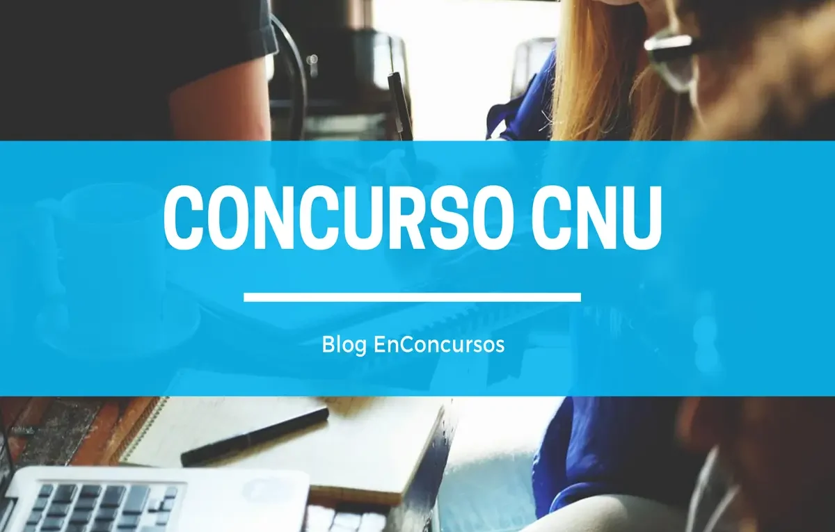imagem de grupo de pessoas estudando juntas com texto sobre Concurso CNU