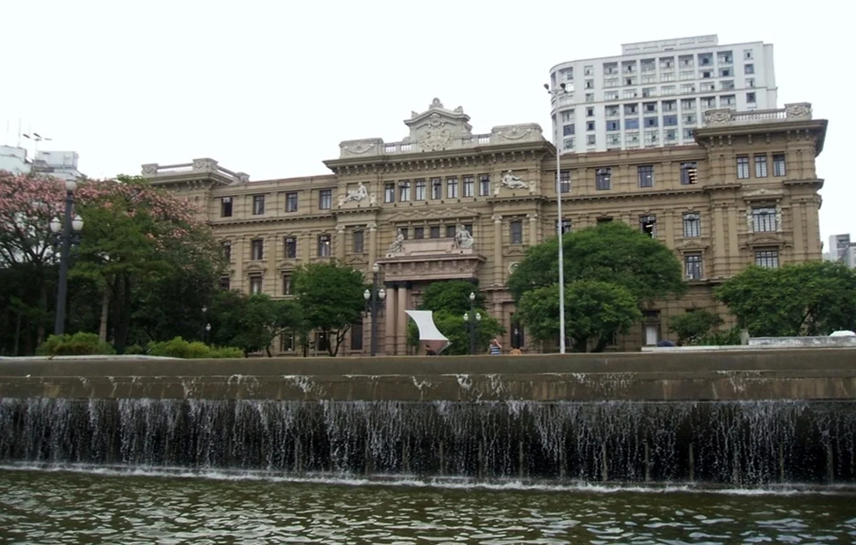 Concurso TJ SP Escrevente 2026: imagem da fachada do prédio do tj sp